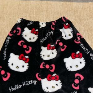 BLACK COMFTY HELLO KITTY PJ PANTS